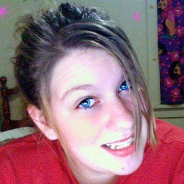 Elizabeth Hacker Photo 16