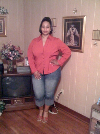 Patricia Bell Photo 31