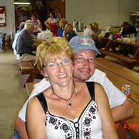 Jennifer Reichert Photo 10