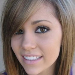 Erica Cooper Photo 32
