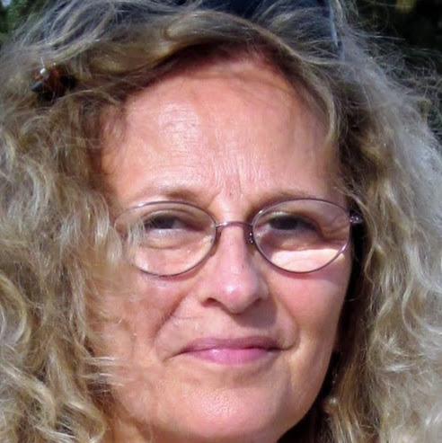 Dianne Gregory Photo 26