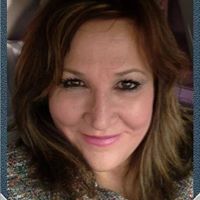 Cynthia Hurst Photo 28