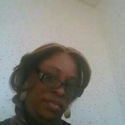 Bernadette Williams Photo 36