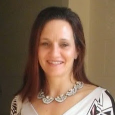 Ruth Robbins Photo 20