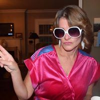 Elizabeth Skidmore Photo 27