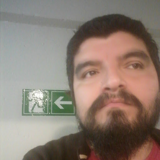 Juan Robles Photo 11