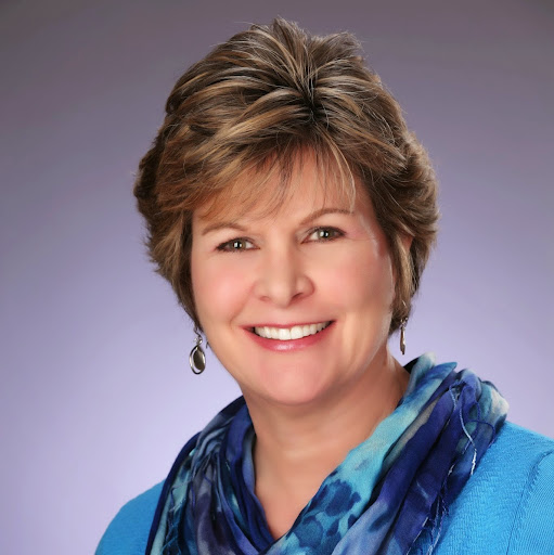 Annette Young Photo 33