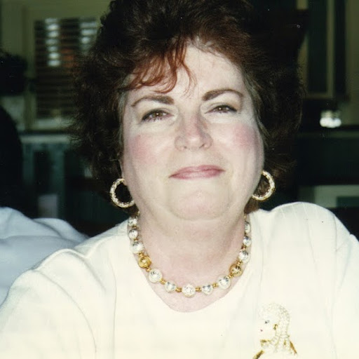 Jeanette Mayes Photo 4