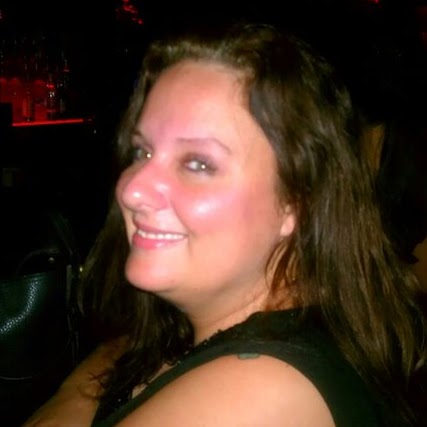 Renee Elliott Photo 43