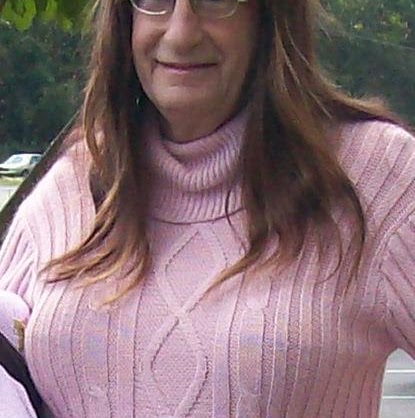 Valerie Mitchell Photo 13
