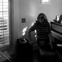 Susan Dwyer Photo 7