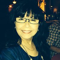 Vivian Hernandez Photo 33