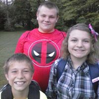 Jennifer Maines Photo 14