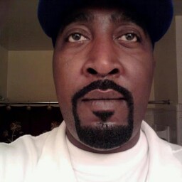 Travis Brown Photo 15