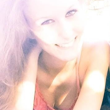 Stephanie Self Photo 12