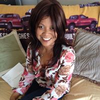 Anna Robbins Photo 28