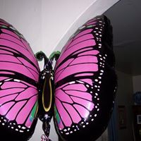 Laura Harris Photo 21