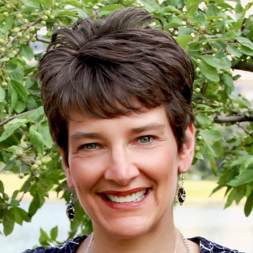 Joy Martin Photo 15
