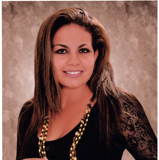 Connie Moreno Photo 33