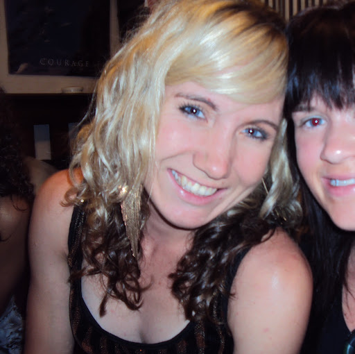 Sandy Knowles Photo 29