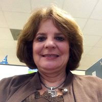Jane Reynolds Photo 22