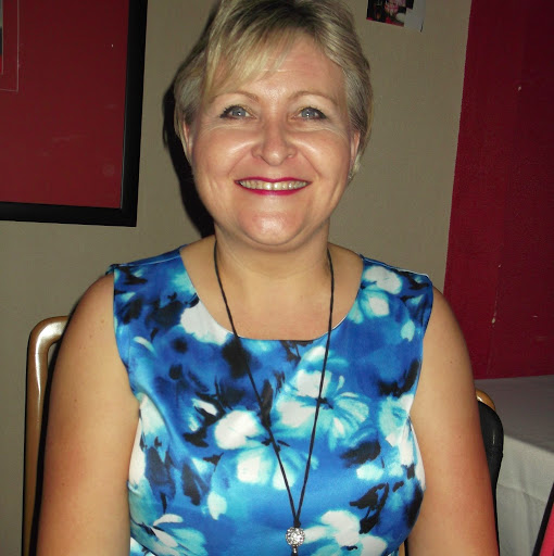 Wendy Rowe Photo 29