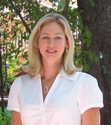 Suzanne Robinson Photo 1