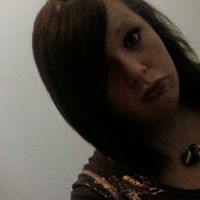 Elizabeth Hendricks Photo 18