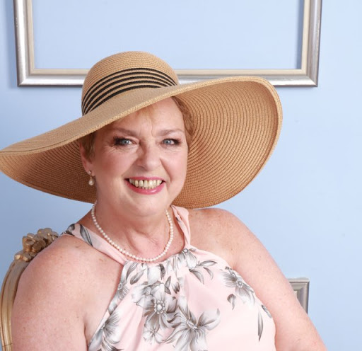 Janet Duke Photo 34