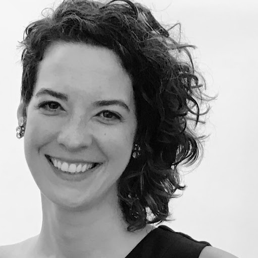 Elizabeth Emery Photo 36