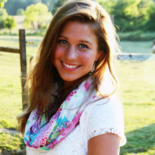 Laura Franklin Photo 15