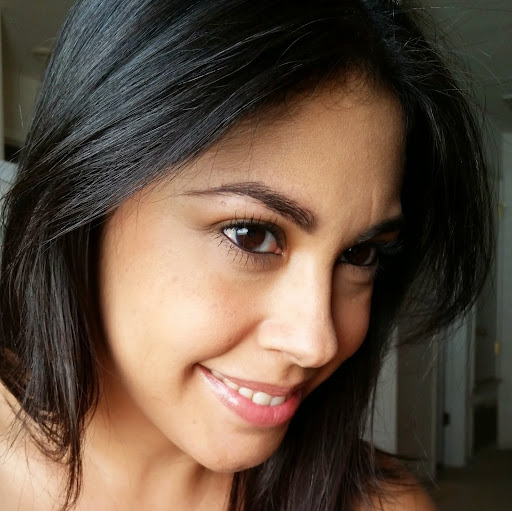 Vanessa Fernandez Photo 24