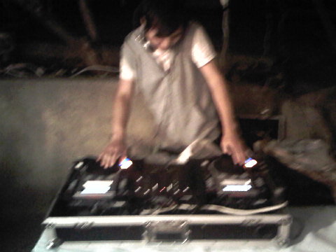 Tommy Lin Photo 40