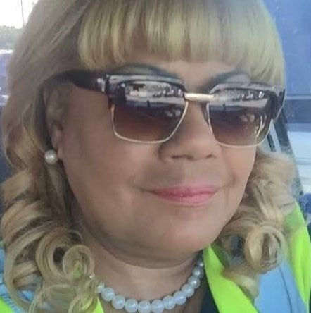 Luz Colon Photo 24