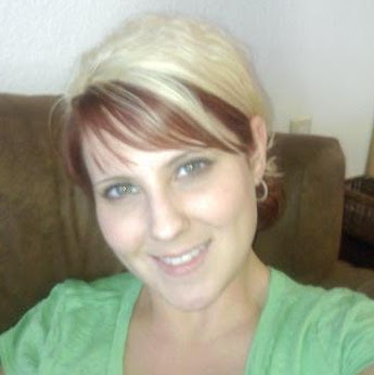 Elizabeth Daugherty Photo 14