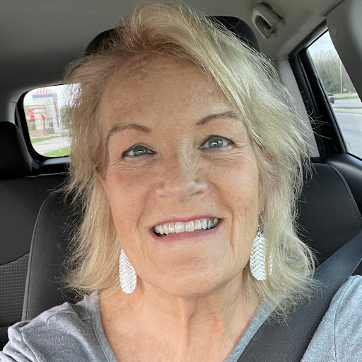 Susan Halvorson Photo 18