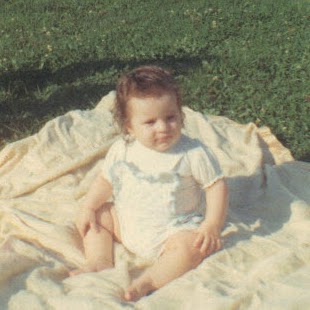 Carol Fitzsimmons Photo 17