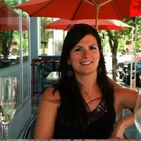 Amy Tracy Photo 22