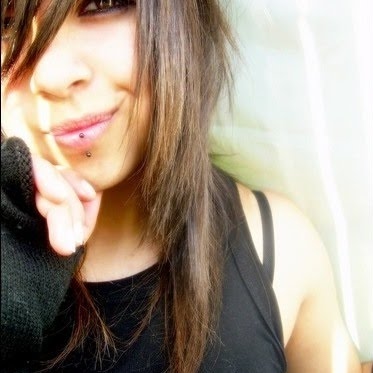 Alicia Mayers Photo 1