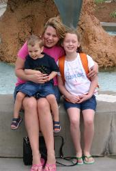 Julie Albright Photo 26
