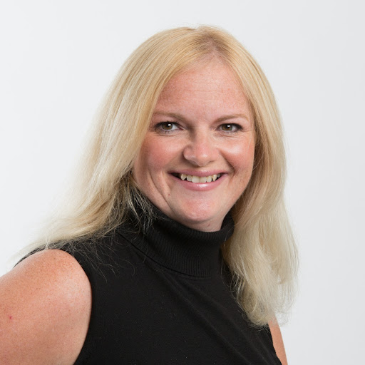 Roberta Richards Photo 29