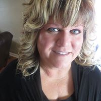 Stephanie Rhoades Photo 23