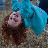 Amanda Lowery Photo 18
