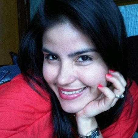 Ruth Vazquez Photo 32