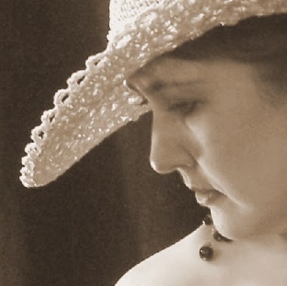 Wendy Rowe Photo 25