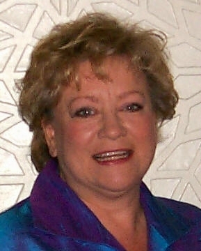 Sherri Bell Photo 33