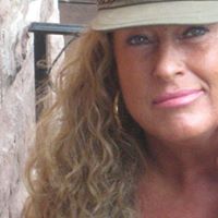 Kim Carmichael Photo 24