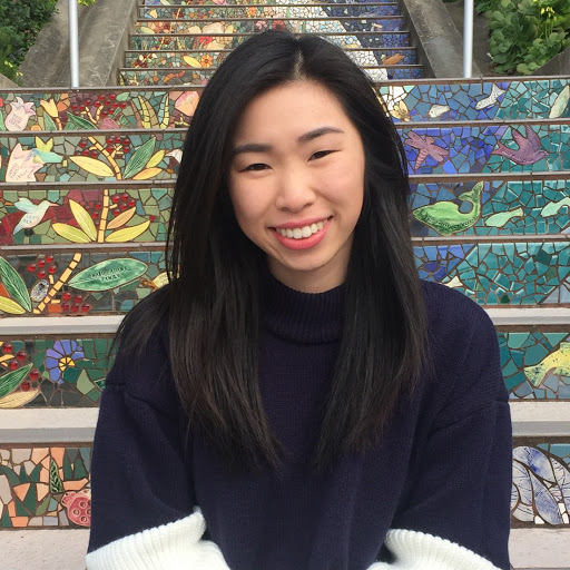 Vivian Trinh Photo 10