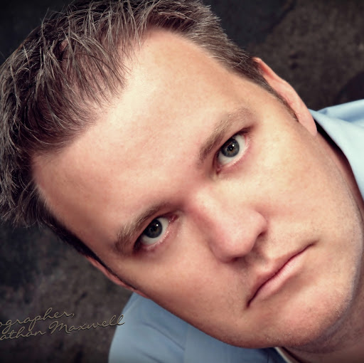 Jonathan Maxwell Photo 35