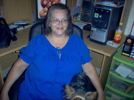Kimberly Allen Photo 38